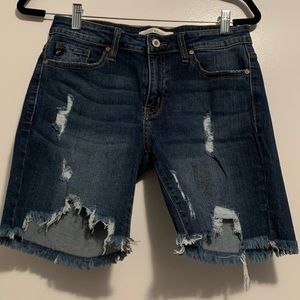 Boyfriend Short